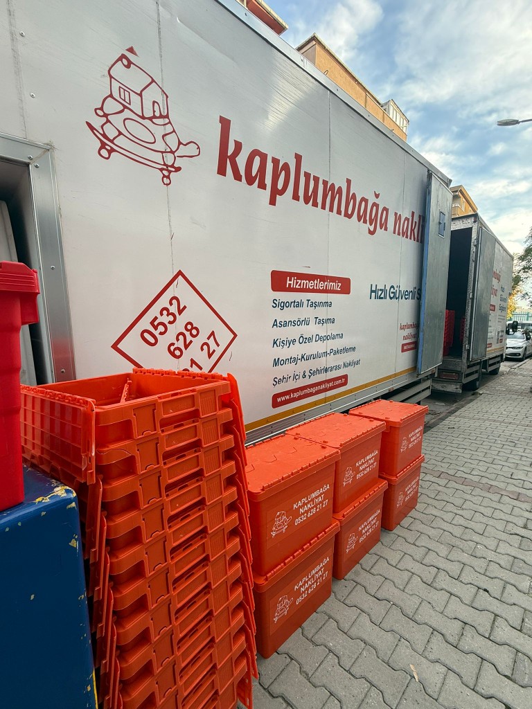 Nakliye aracı içi görünüm